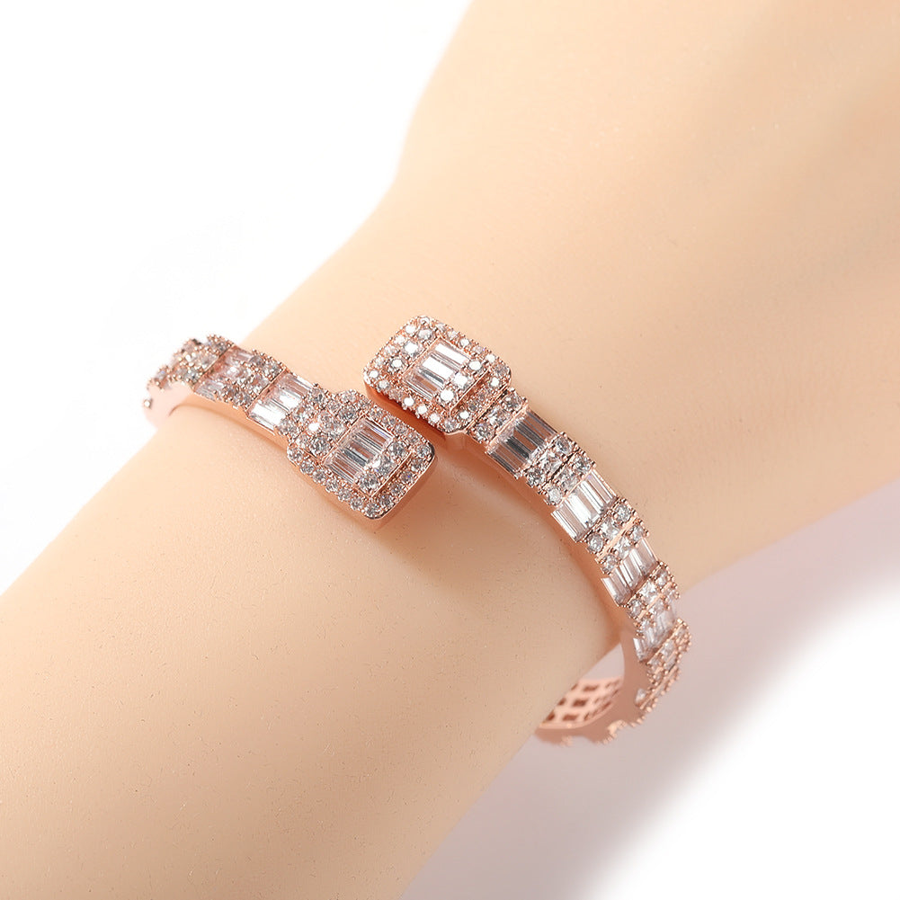 Bracelet Entrelacé Bicolore – Style Hip-Hop & Strass Brillants