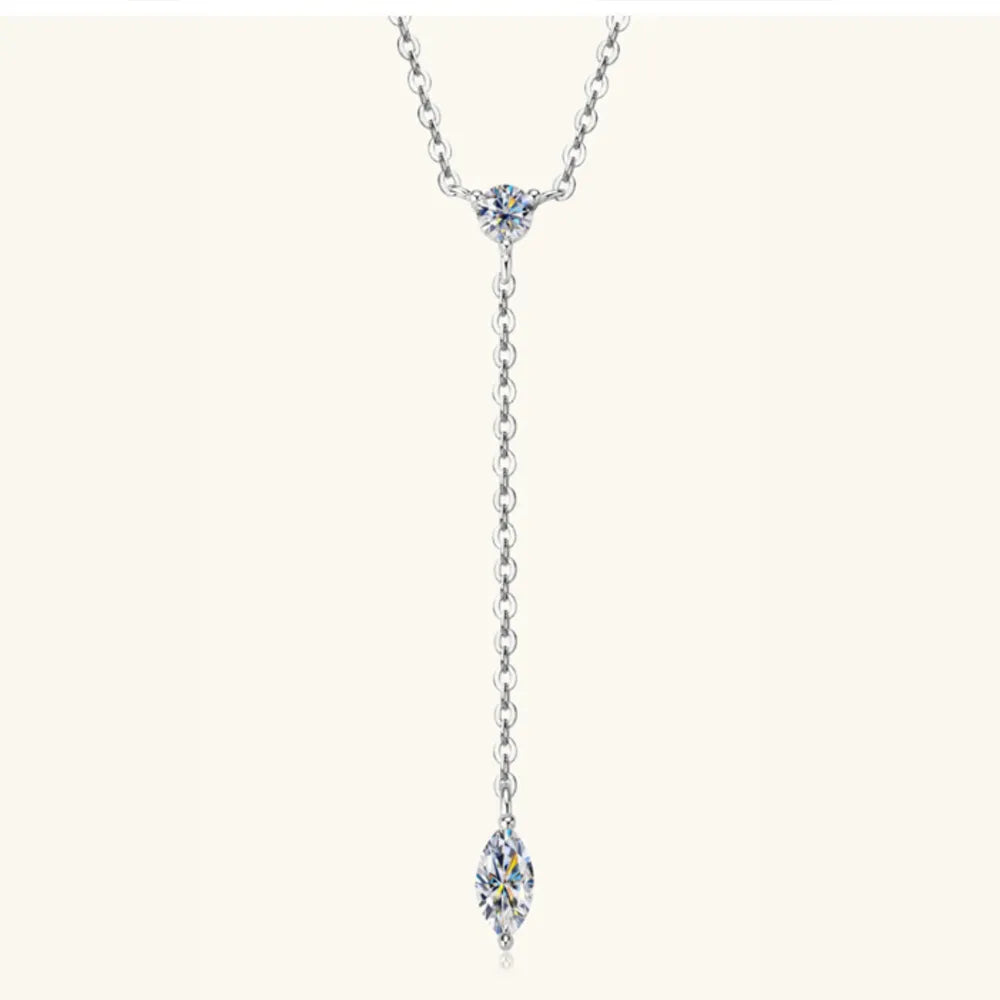 Collier Moissanite en Argent 925 – Élégance Intemporelle & Éclat Bleu Saphir