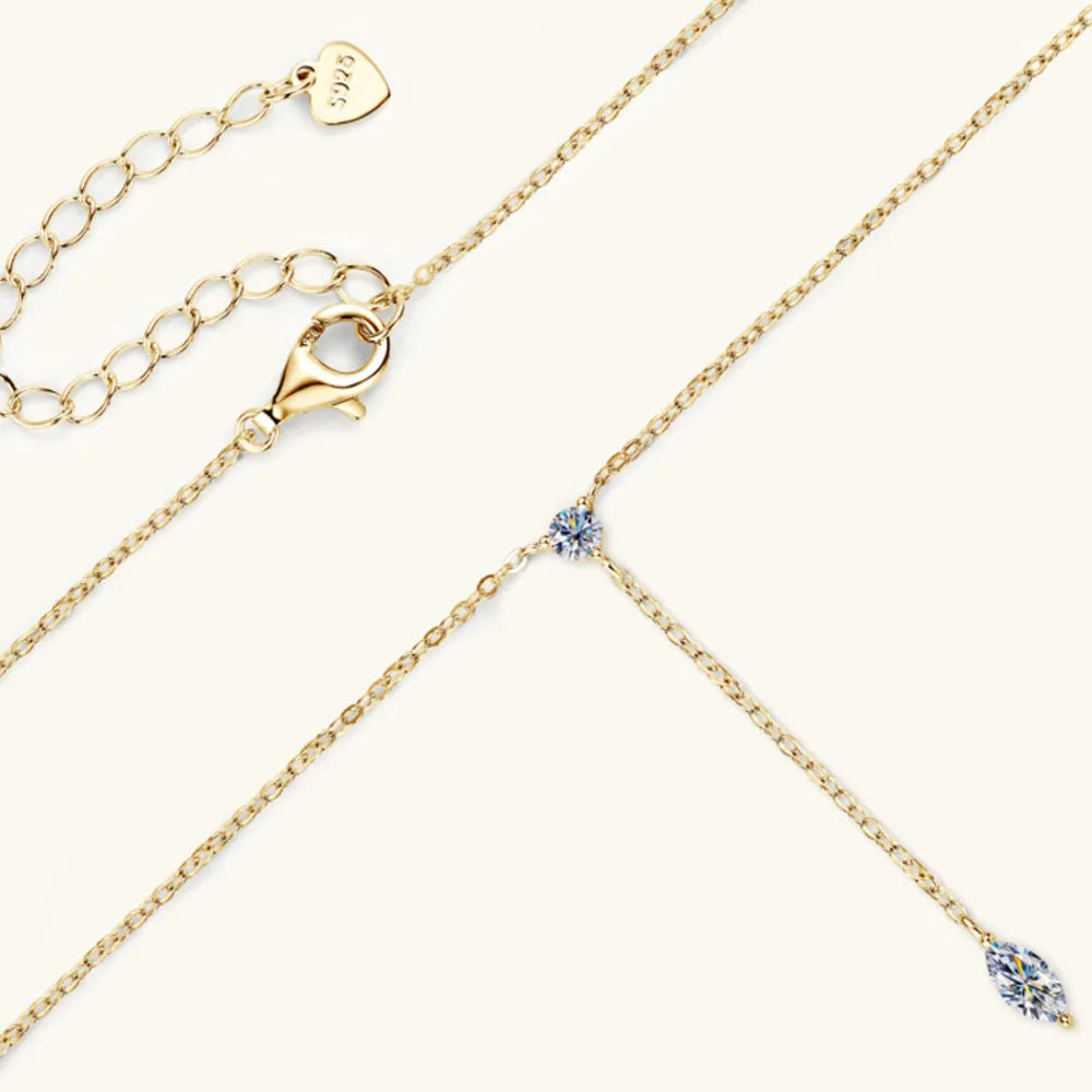 Collier Moissanite en Argent 925 – Élégance Intemporelle & Éclat Bleu Saphir