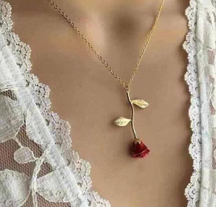Collier Rose Rouge - Alliage Doré & Pendentif Fleur