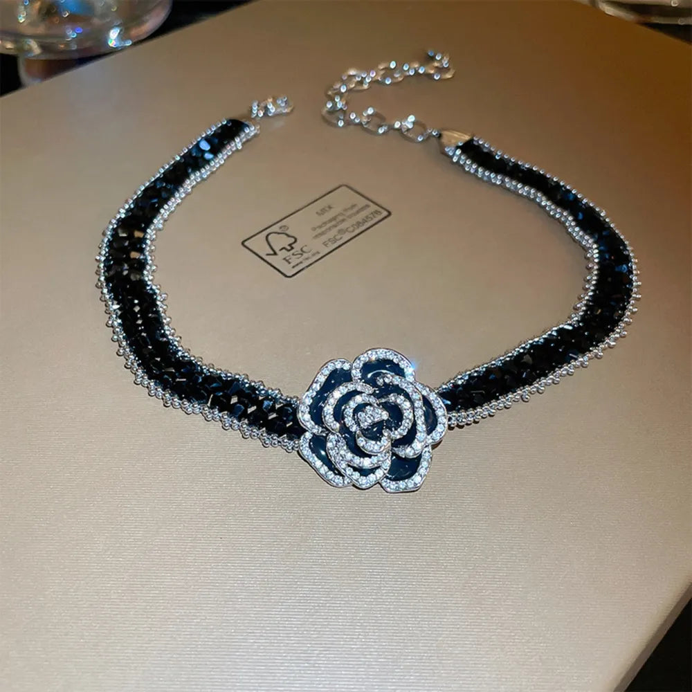 Collier Rose Cristal – “Alloy Crystal Rose Necklace