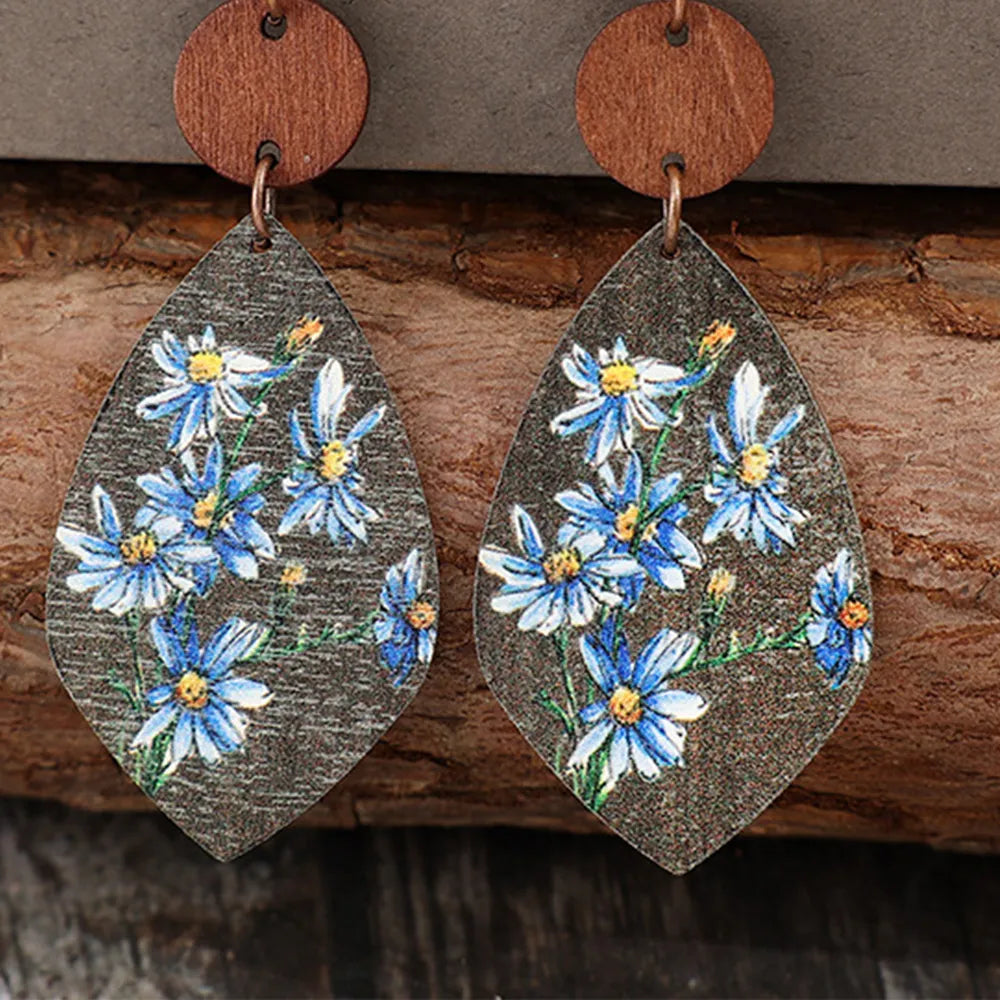 Boucles d’Oreilles Fleur Géométrique – Bois Naturel & Découpe Laser