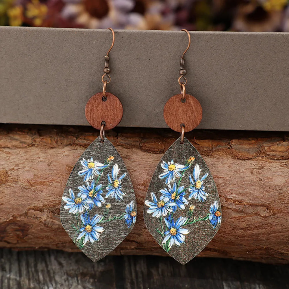 Boucles d’Oreilles Fleur Géométrique – Bois Naturel & Découpe Laser