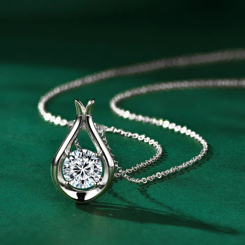 Collier Solitaire Moissanite 2 Carats – Argent 925 & Éclat Diamant