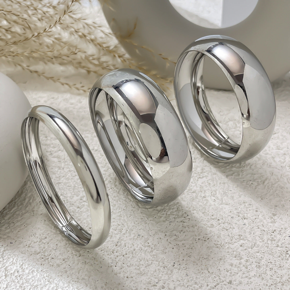 Bracelet Multi-Cercles Dorés – Style Glam & Chic