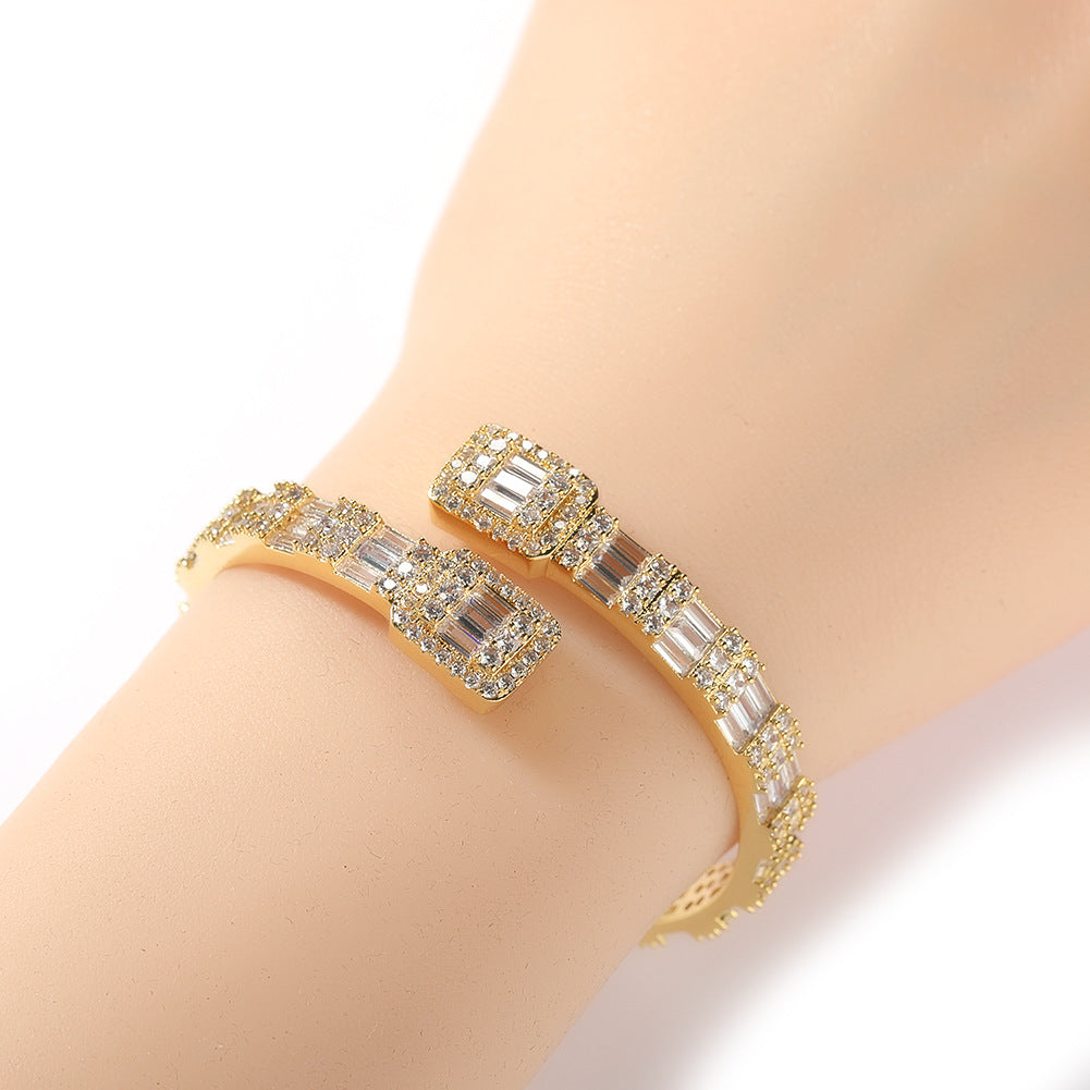 Bracelet Entrelacé Bicolore – Style Hip-Hop & Strass Brillants