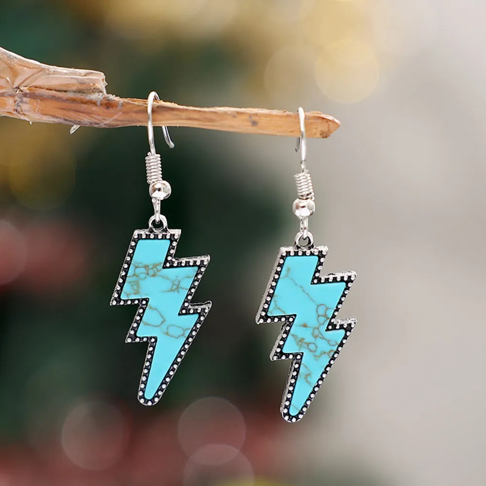 Boucles d’Oreilles Éclair – Turquoise Artificielle & Finition Argentée