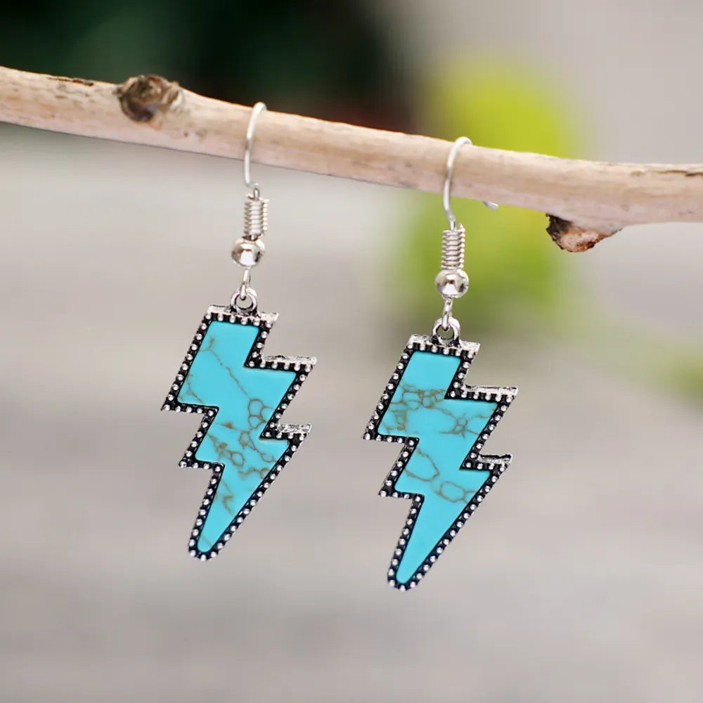 Boucles d’Oreilles Éclair – Turquoise Artificielle & Finition Argentée
