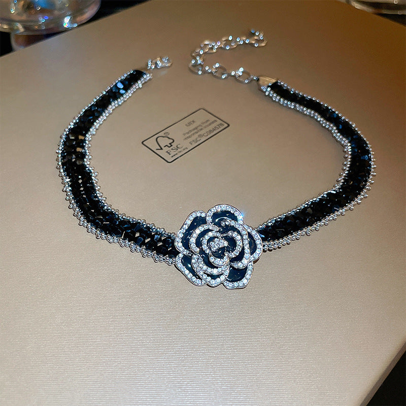 Collier Rose Cristal – “Alloy Crystal Rose Necklace