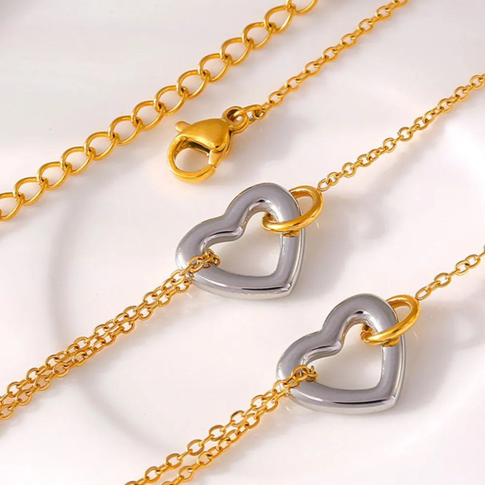 Bracelet Cœur Doré – Plaqué Or 18K & Élégance Minimaliste