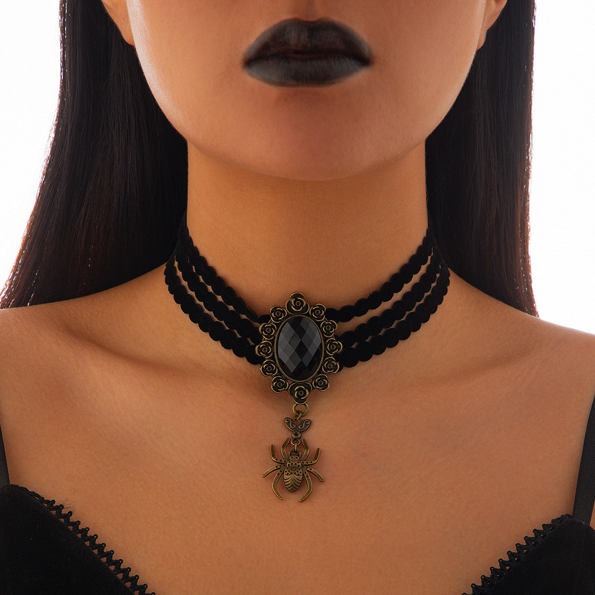 Collier Ras-du-Cou Halloween – Dentelle Noire & Détails Ténébreux