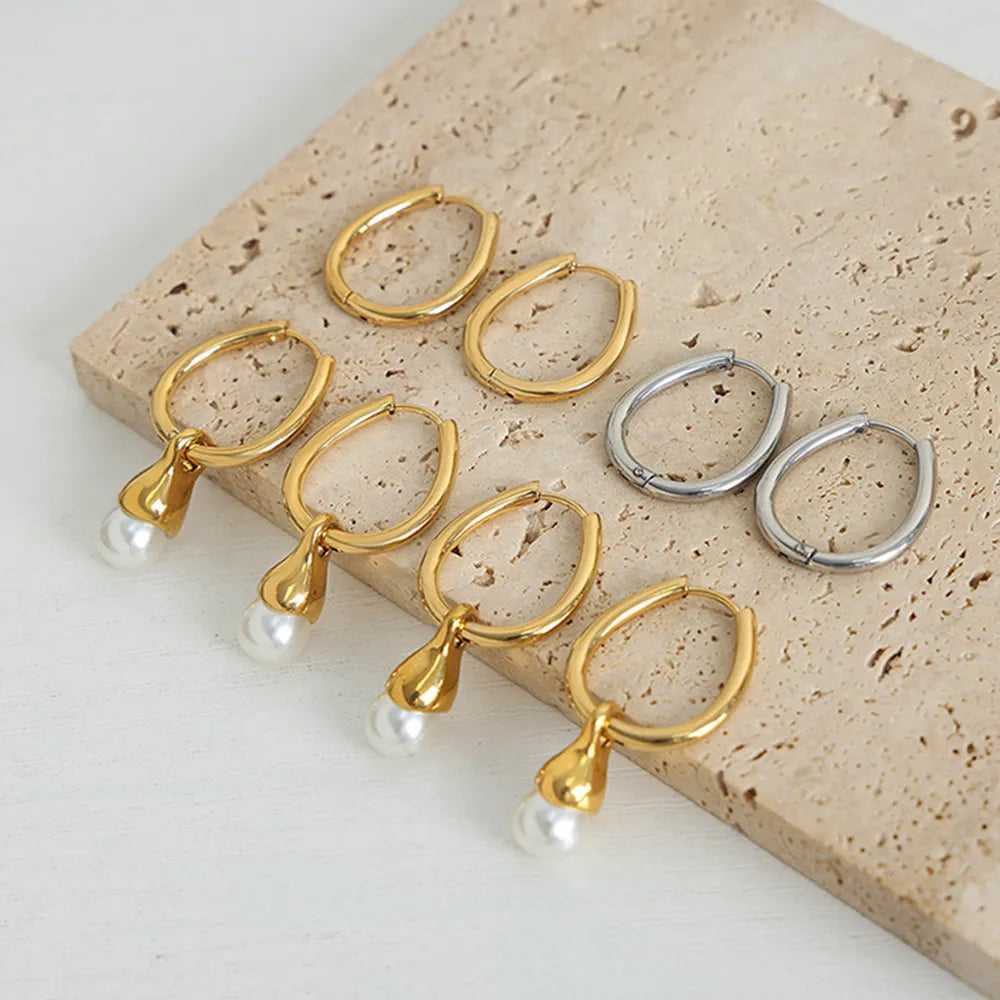 Boucles d’Oreilles Huggie – Acier Titane & Finition Brillante