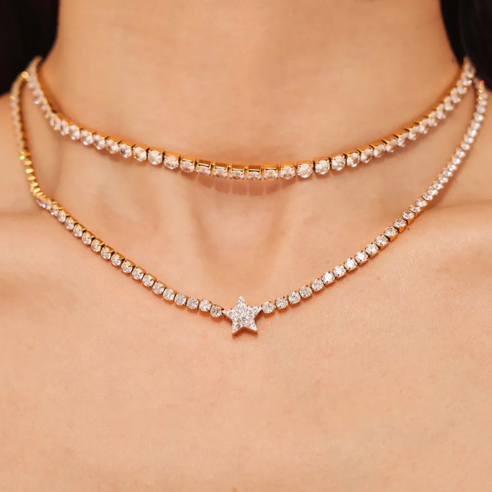 Collier Étoile Zircon – Acier Titane & Brillance Céleste