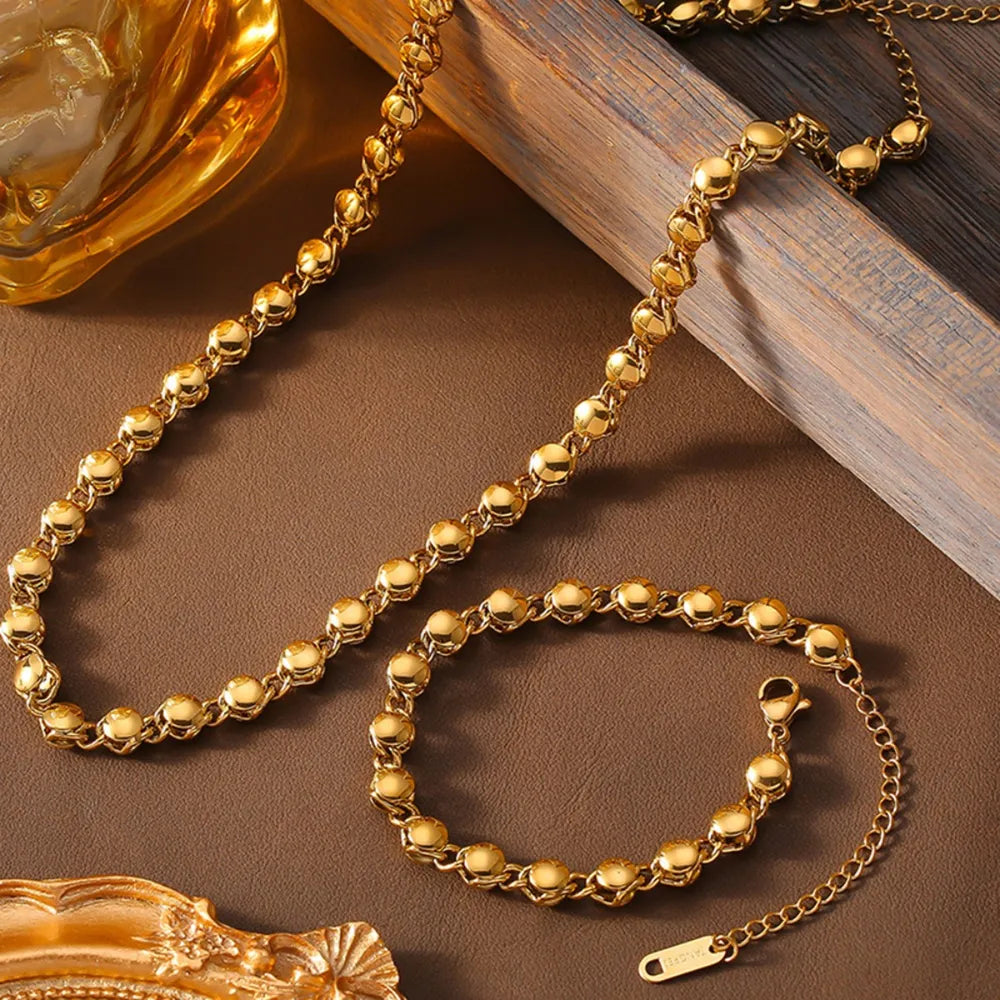 Collier Plaqué Or 18K – Élégance Minimaliste Dorée