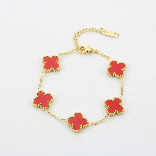Bracelet Trèfle Doré – Acier Titane Plaqué Or 18K & Chance Élégante