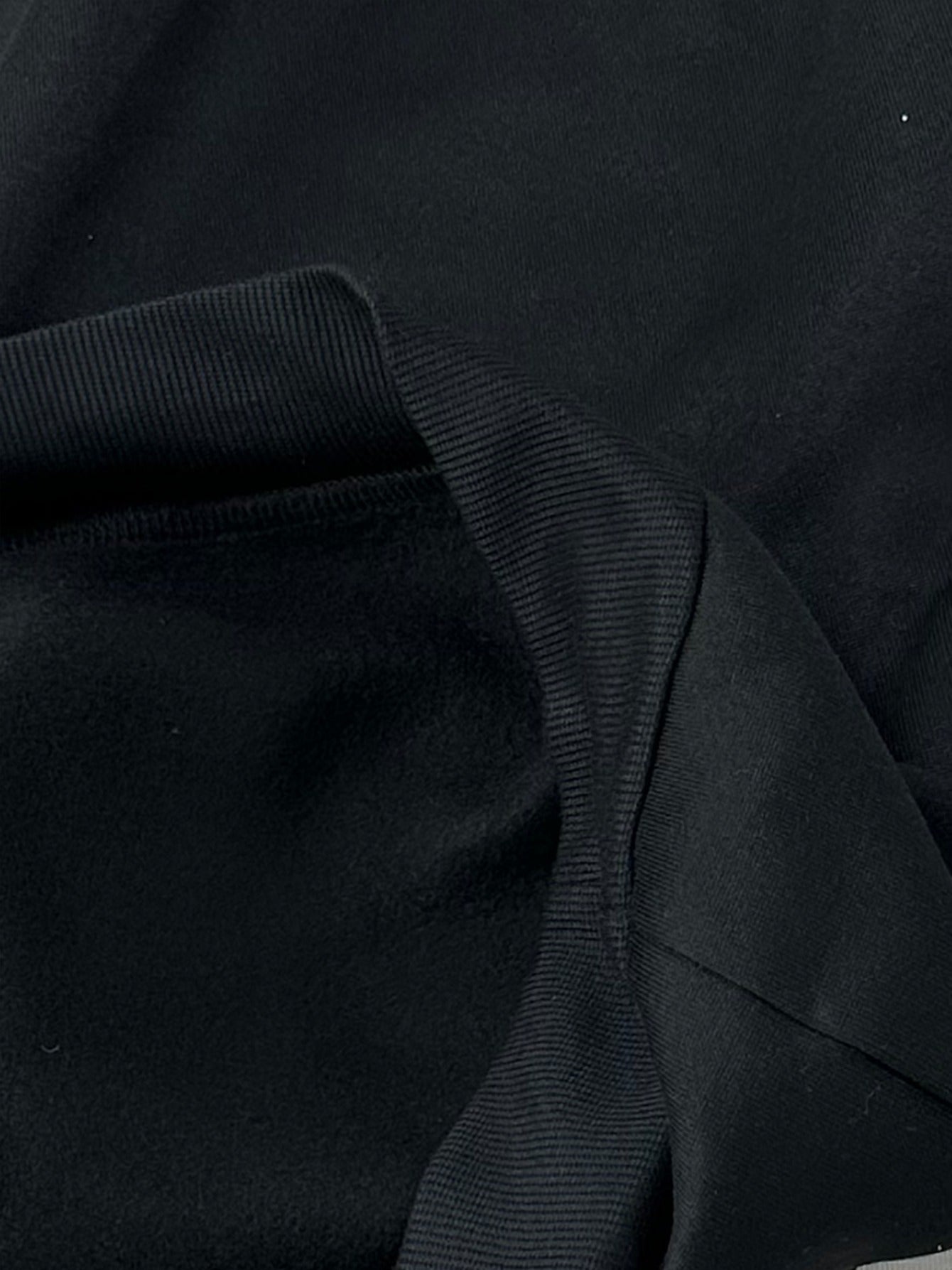 Sweat de Noël Femme – Sapin Festif & Couleurs Vibrantes