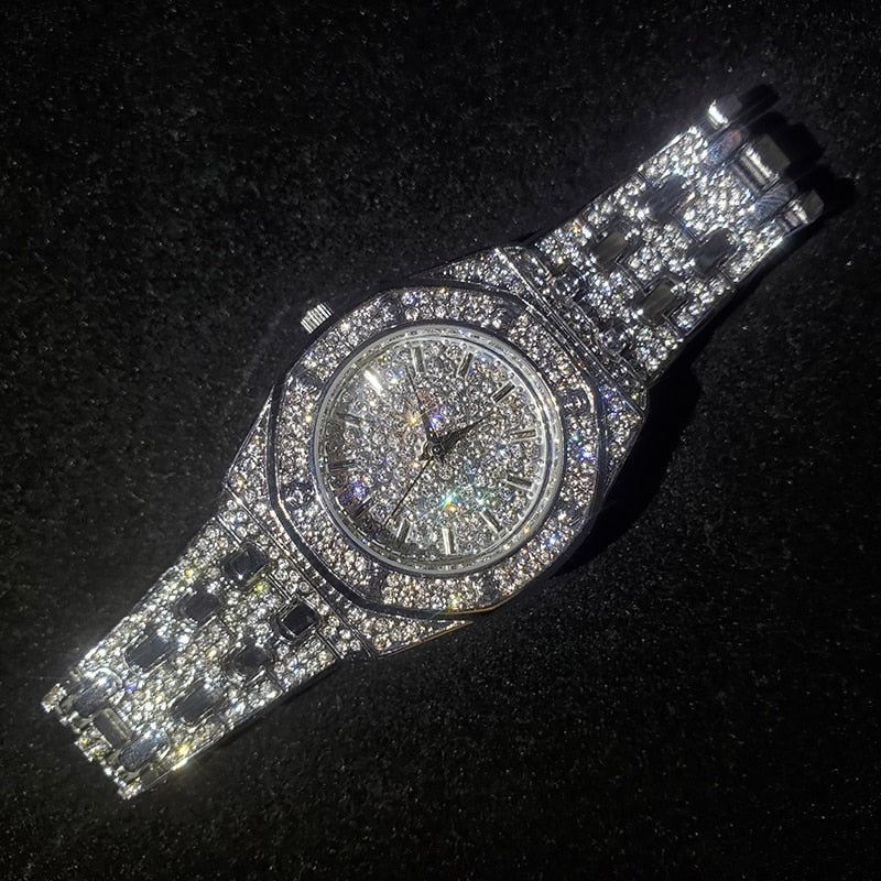 Montre Femme MISSFOX Full Strass – Cadran Inoxydable & Détails Cristal