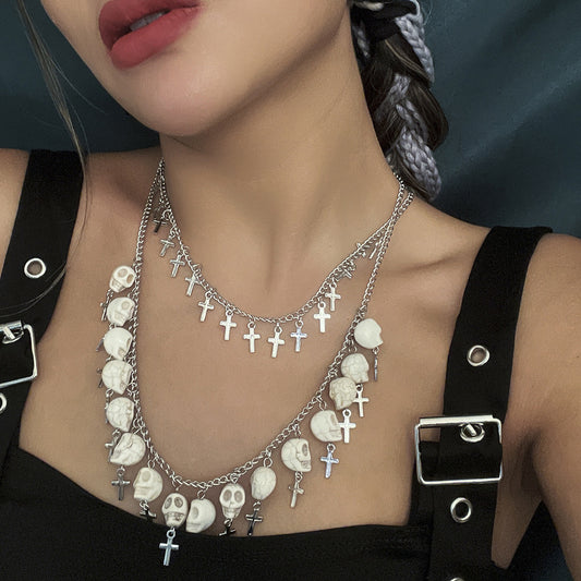 Collier Double Chaîne – Têtes de Mort & Croix Argentées