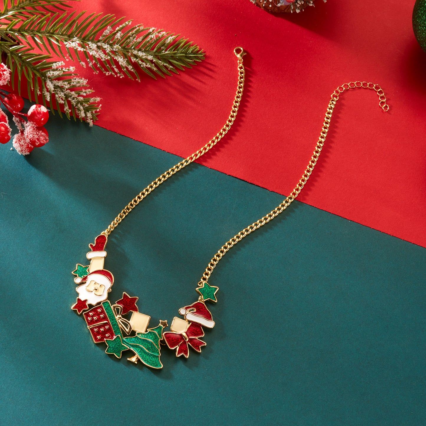Ensemble Bijoux de Noël – Collier, Bracelet, Boucles & Set complet  | Motifs Cadeaux, Rennes, Sapins & Père Noël