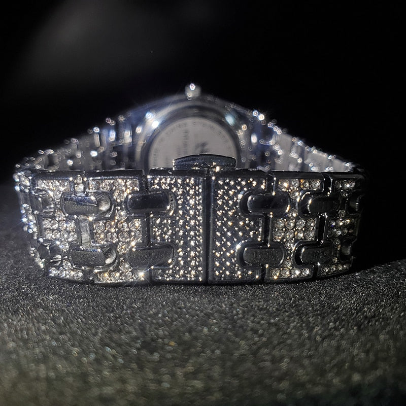 Montre Femme MISSFOX Full Strass – Cadran Inoxydable & Détails Cristal