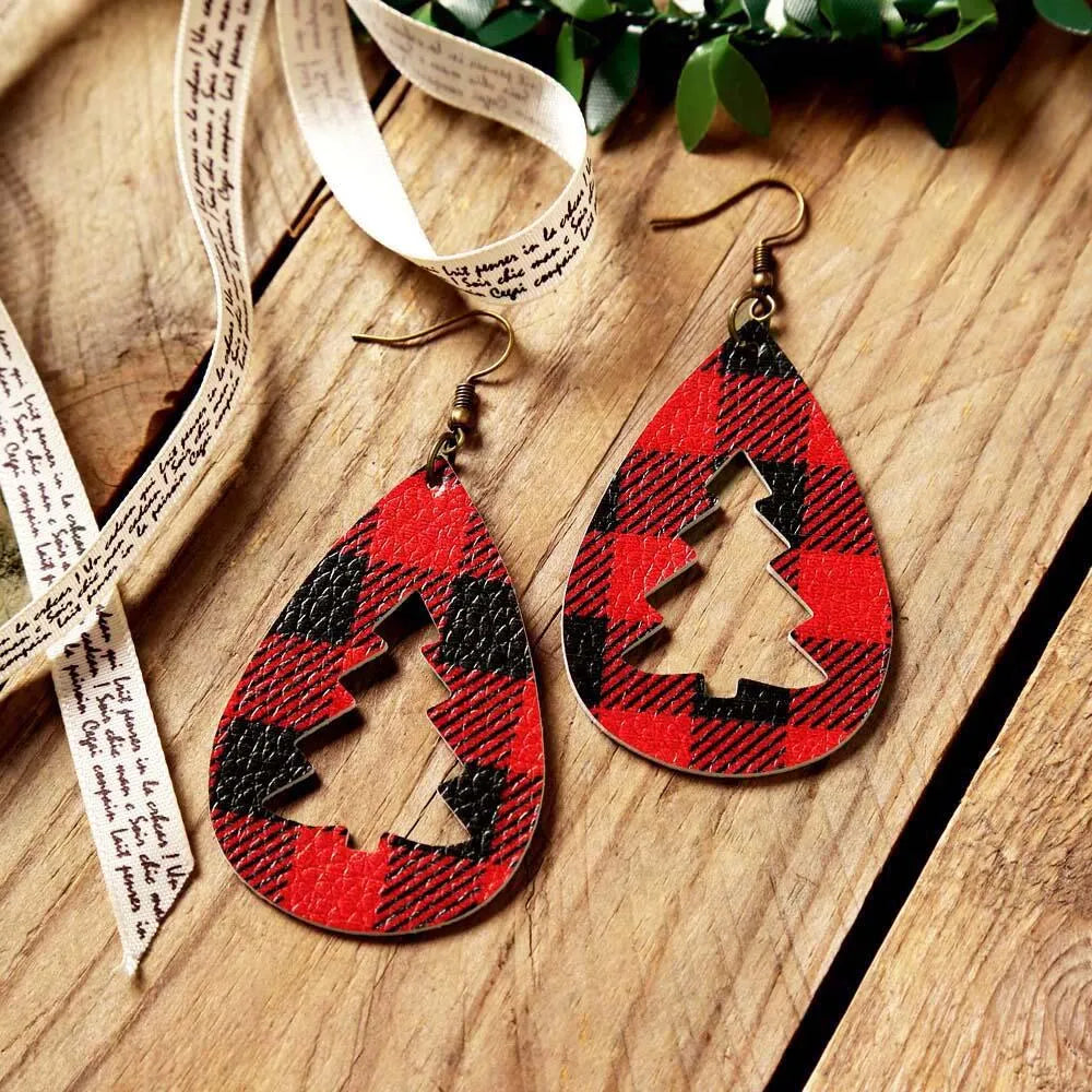 Boucles d'Oreilles Sapin de Noël – Cuir Style Tartan & Motif Découpé  | Look rustique & festif