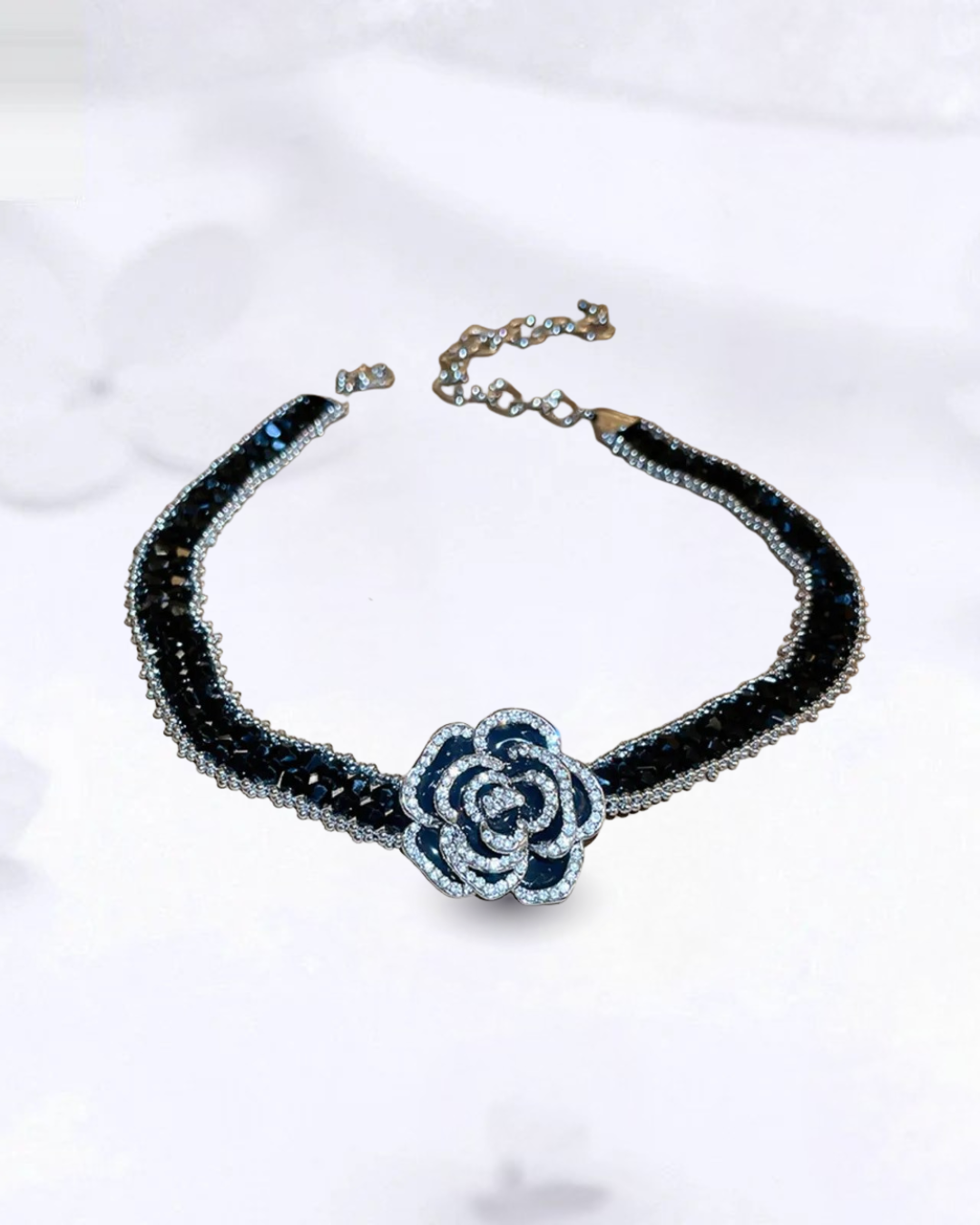Collier Rose Cristal – “Alloy Crystal Rose Necklace