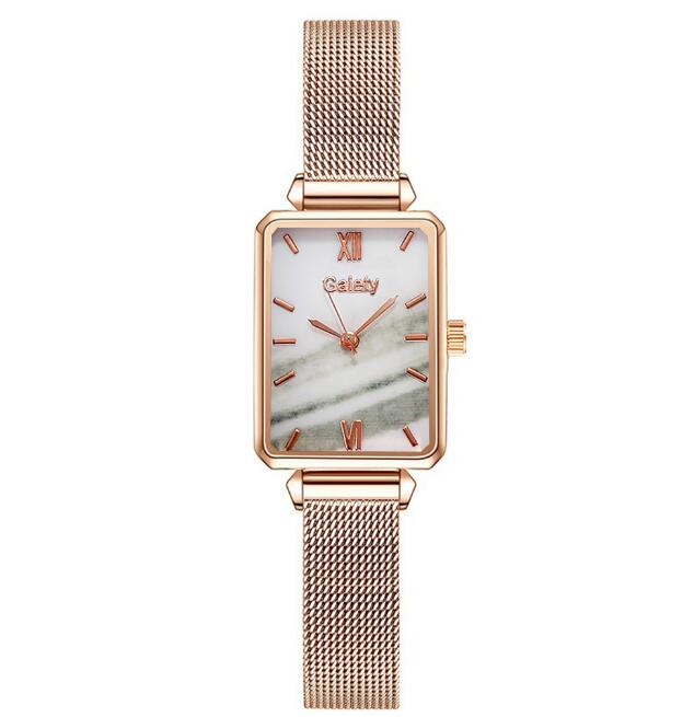 Montre Femme Élégance Romantique – Cadran Étoilé & Bracelet Maille Milanaise