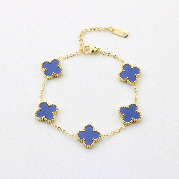 Bracelet Trèfle Doré – Acier Titane Plaqué Or 18K & Chance Élégante