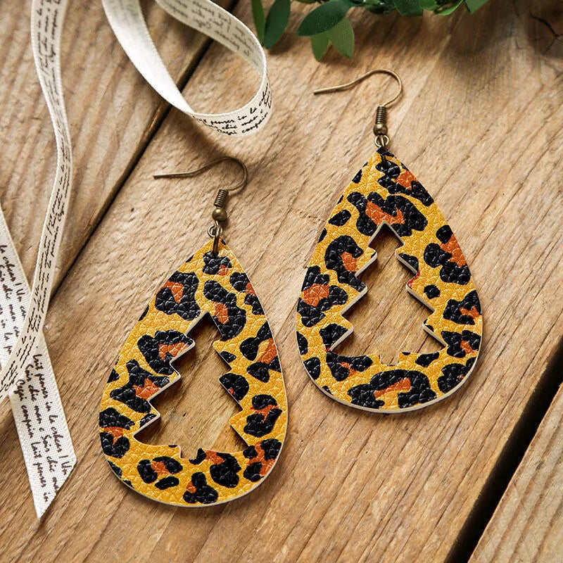 Boucles d'Oreilles Sapin de Noël – Cuir Style Tartan & Motif Découpé  | Look rustique & festif