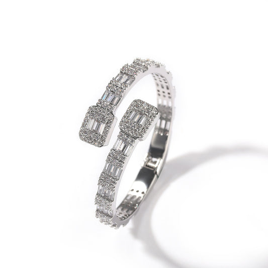 Bracelet Entrelacé Bicolore – Style Hip-Hop & Strass Brillants