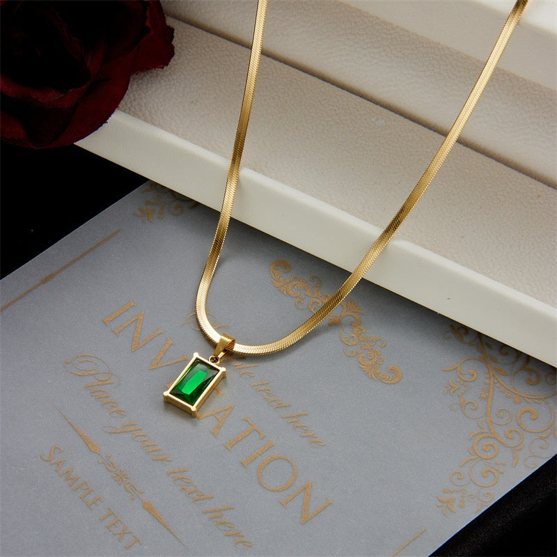 Collier Luxueux Émeraude – Plaqué Or & Zircon Vert Taille Rectangle (Collier, Boucles d'oreilles ou Set)
