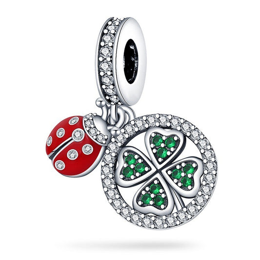 Pendentif Fer à Cheval en U avec Trèfle et Arbre de Vœux – Cuivre Plaqué Argent