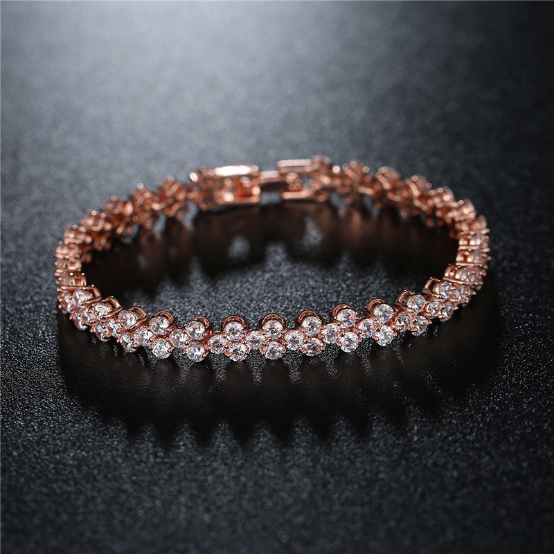 Bracelet Romain Doré – Zircons AAA & Finition Élégante
