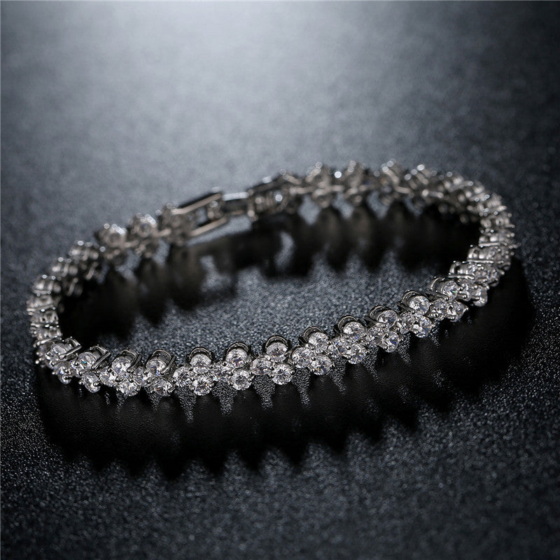 Bracelet Romain Doré – Zircons AAA & Finition Élégante