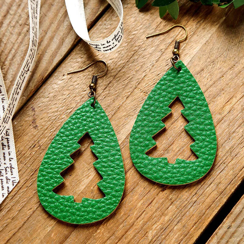 Boucles d'Oreilles Sapin de Noël – Cuir Style Tartan & Motif Découpé  | Look rustique & festif